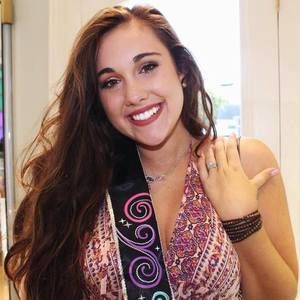 Meet your Posher, Sophia